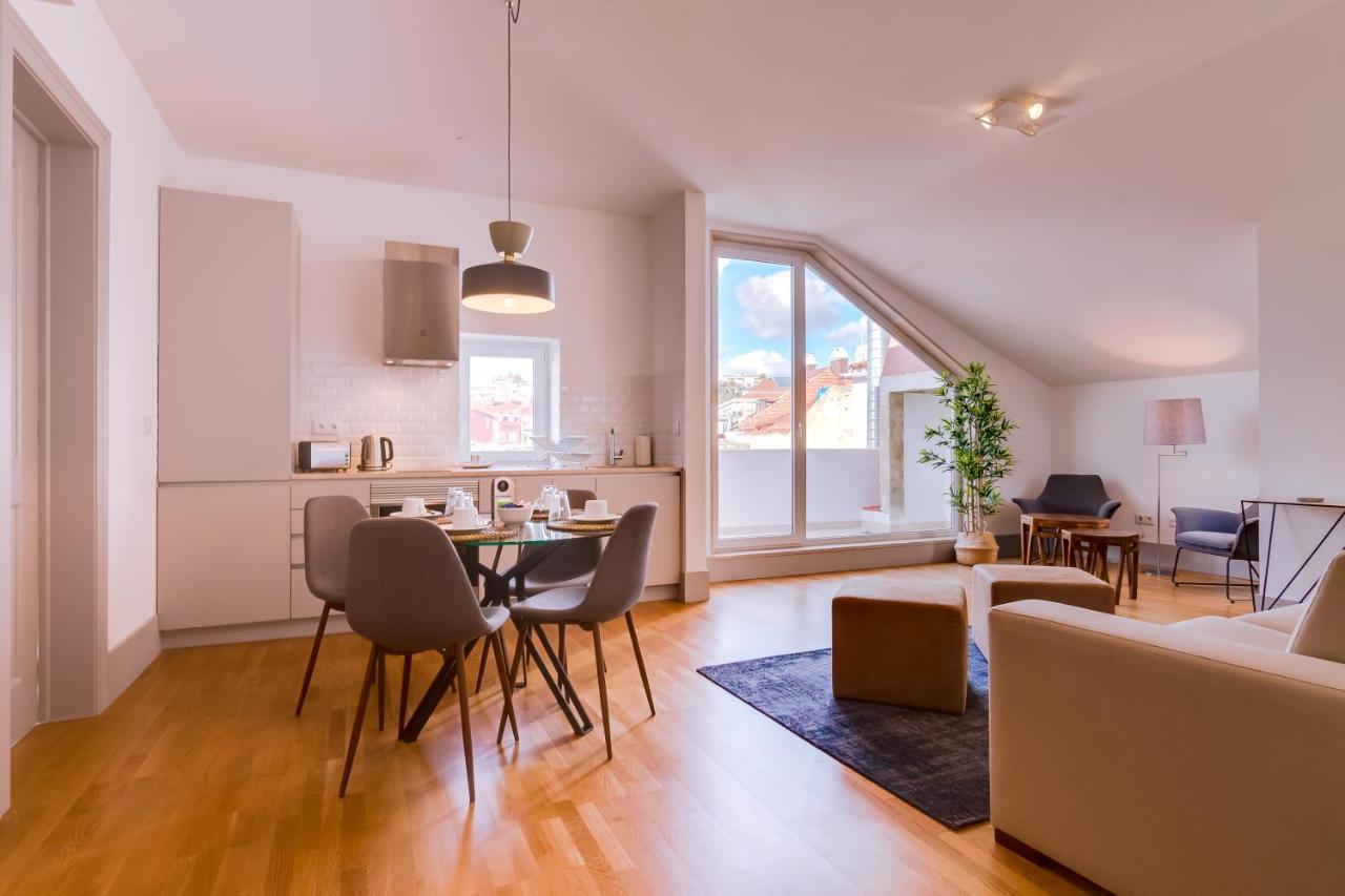 Poiais By Lisbon Inside Out Apartment Exterior photo