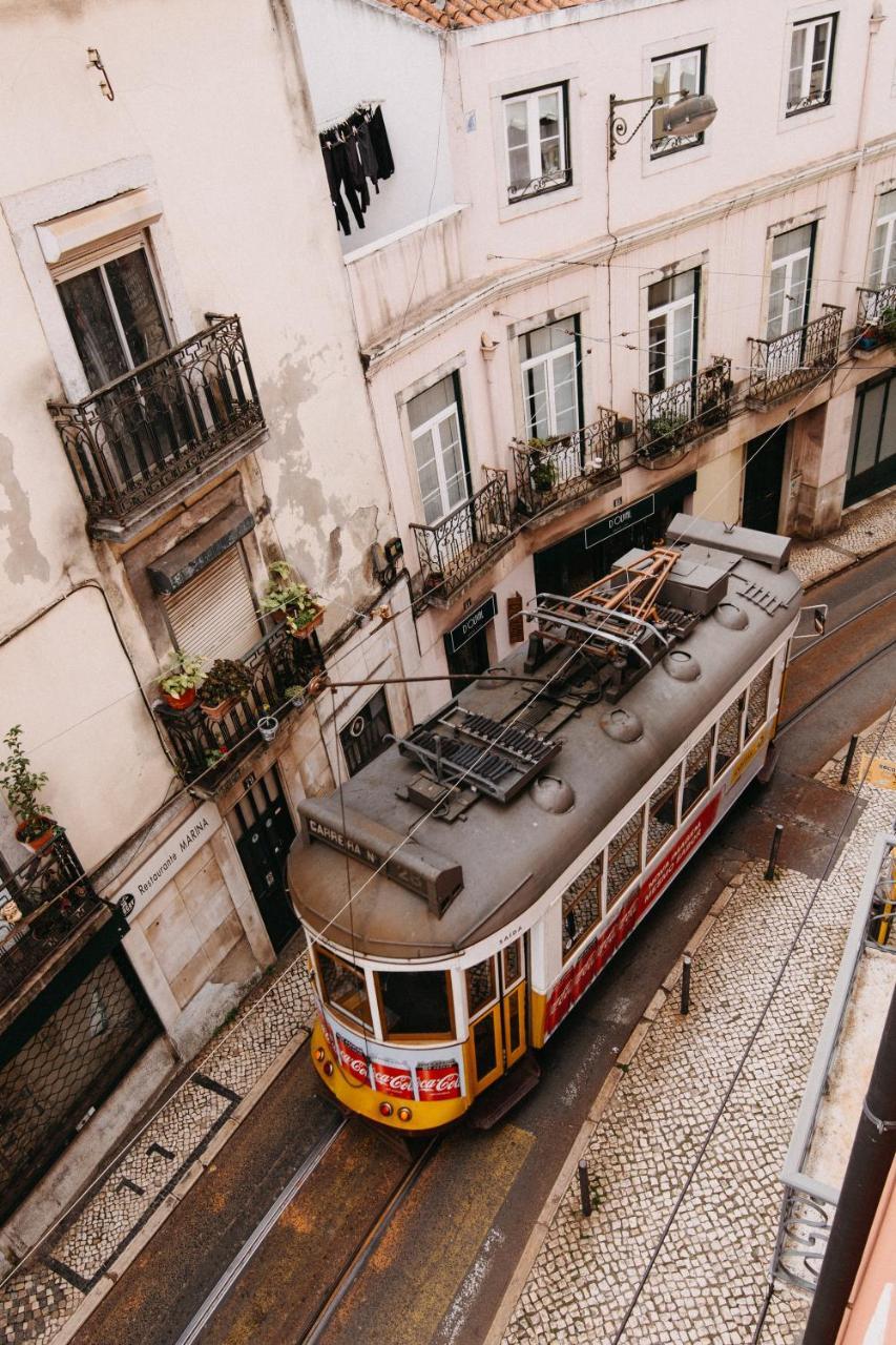 Poiais By Lisbon Inside Out Apartment Exterior photo